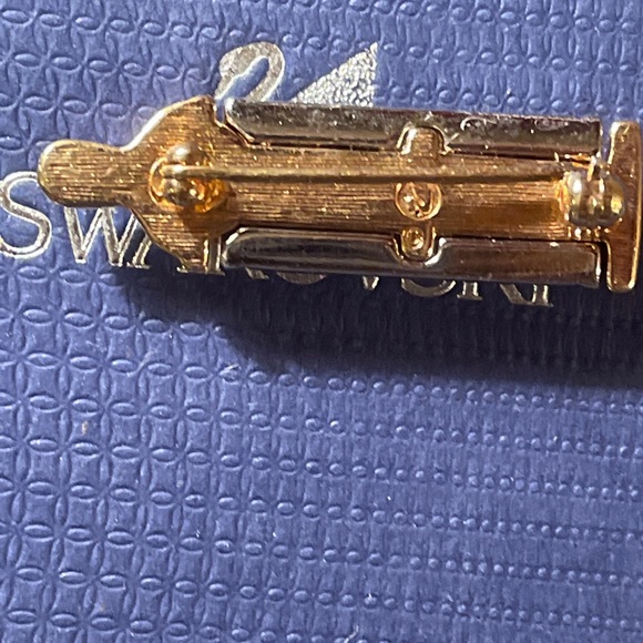 Swarovski Swan Signed Baby Bottle Brooch Pin - Picture 3 of 4